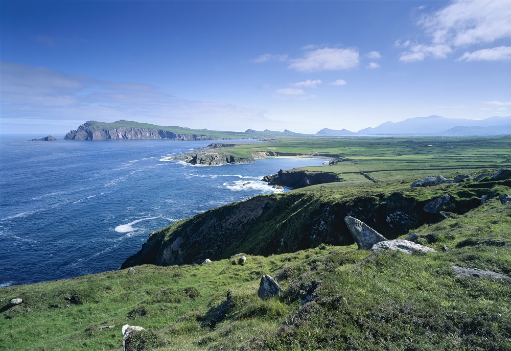Republic of Ireland, Dingle Peninsula seen from Clogher Head