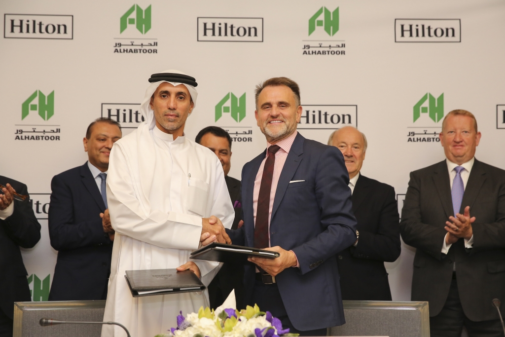 Mohammed Al Habtoor and Ian R. Carter at the signing ceremony 