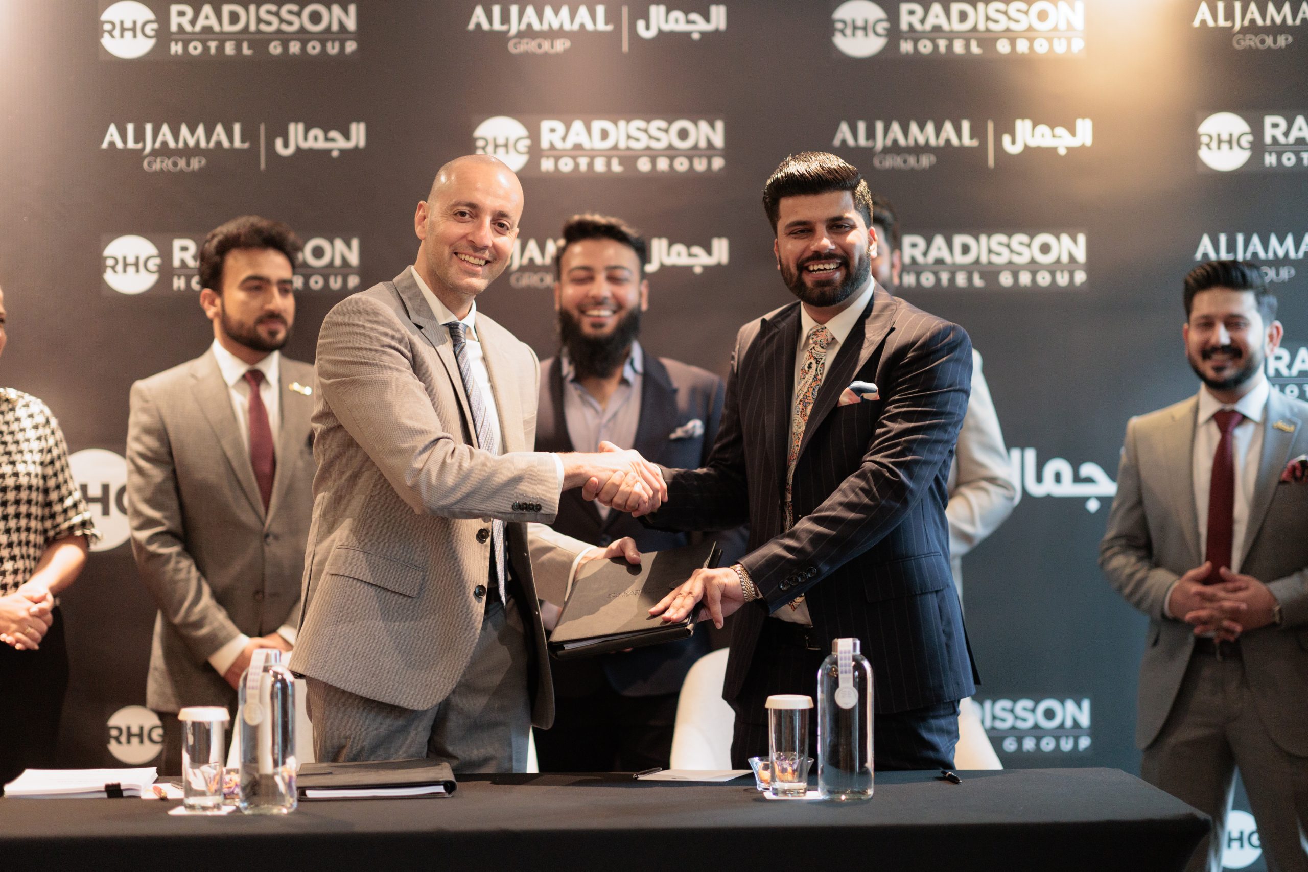 RADISSON HOTEL GROUP IS FURTHER EXPANDING IN PAKISTAN WITH THE SIGNING OF TWO NEW HOTELS IN THE CAPITAL